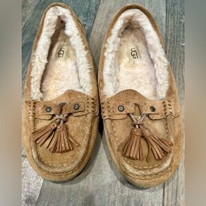 UGG Australia Litney Women's Moccasins Chestnut Brown Slippers 1116030 sz 8